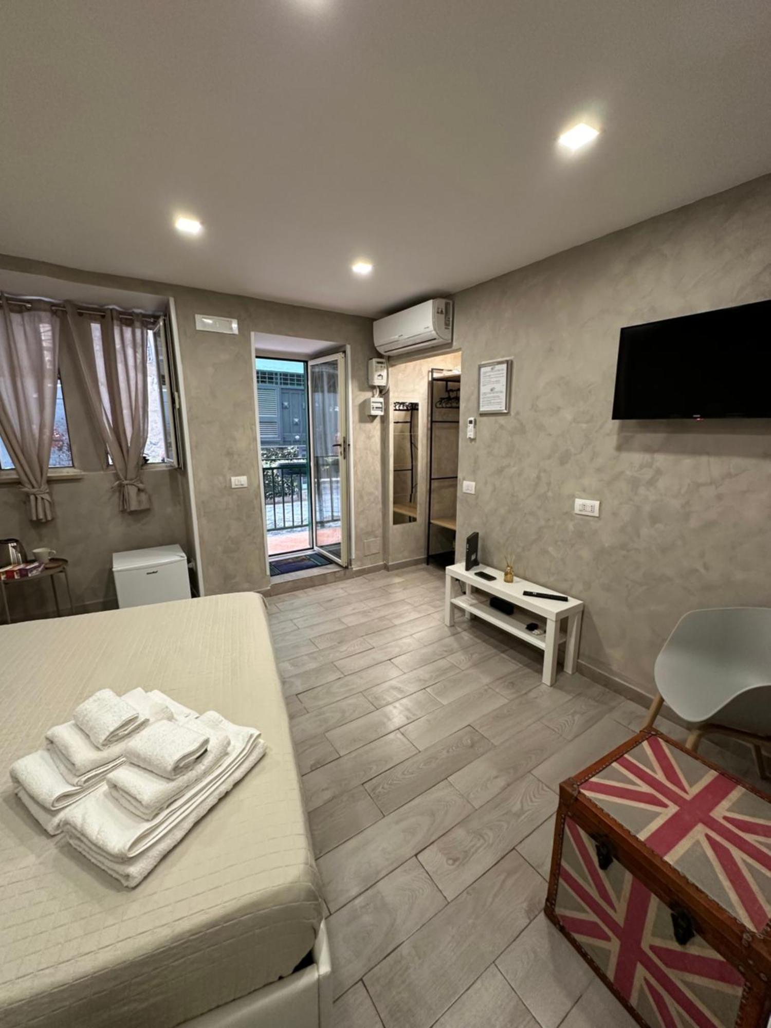 Carlotta'S Home 18 Naples Luaran gambar