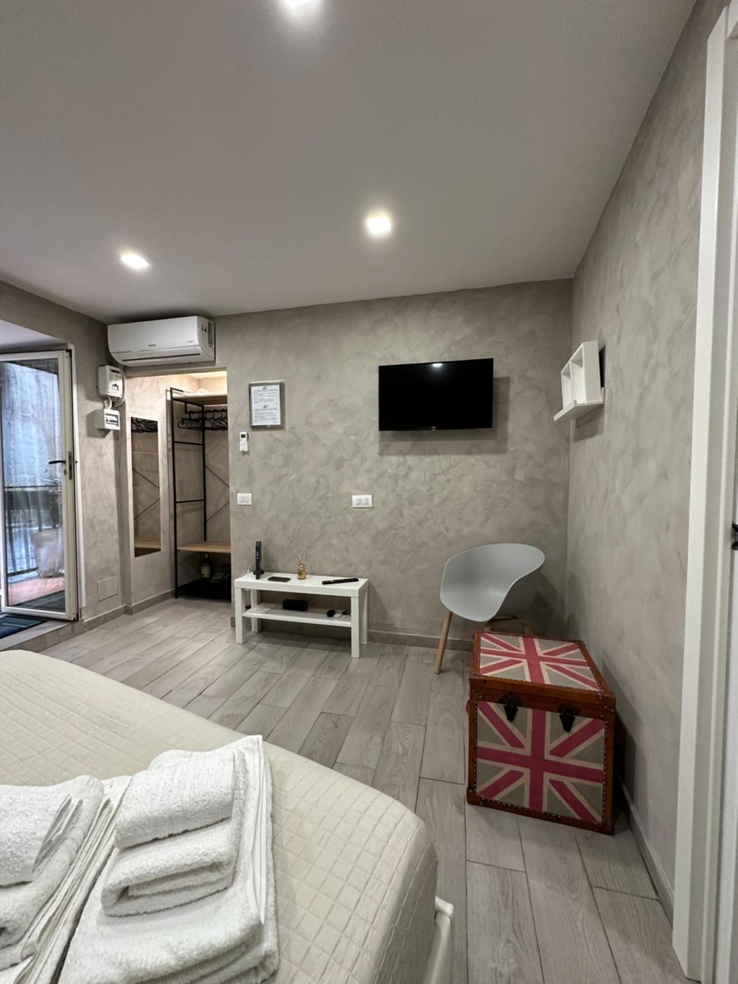 Carlotta'S Home 18 Naples Luaran gambar