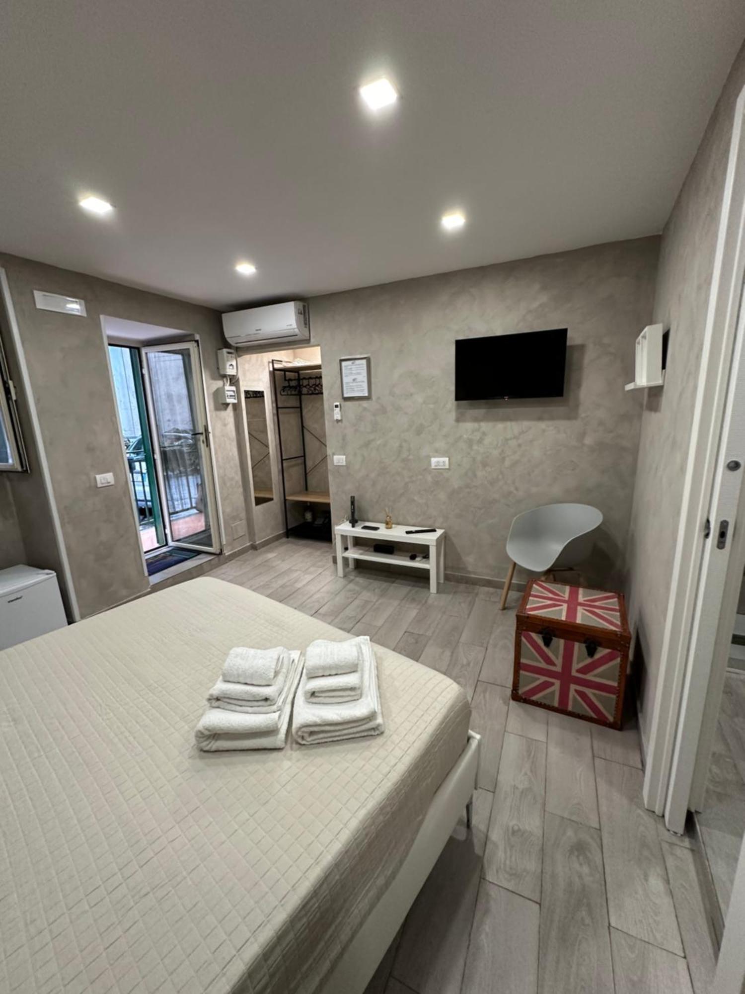 Carlotta'S Home 18 Naples Luaran gambar